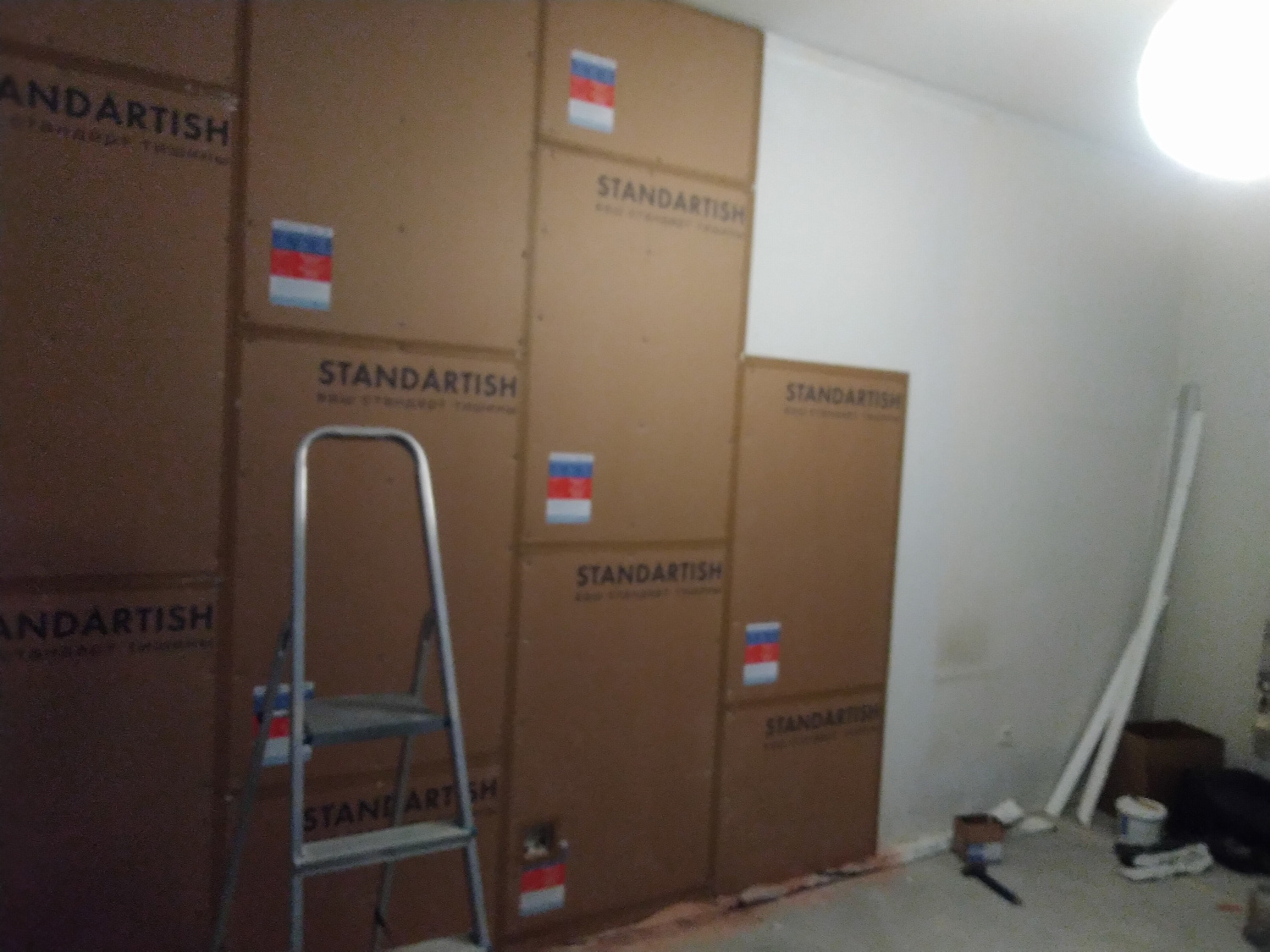 Панель Standartish Step